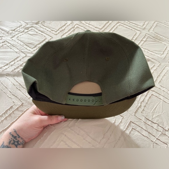 Men’s SnapBack Hat - Picture 4 of 4